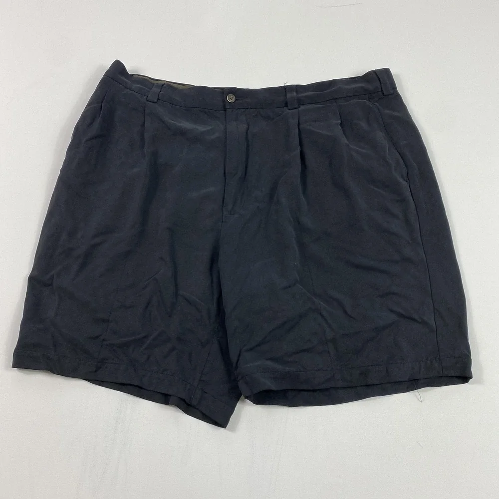 Tommy Bahama Shorts Mens 40 Black Silk Pleated Relax Fit island Chino Golf